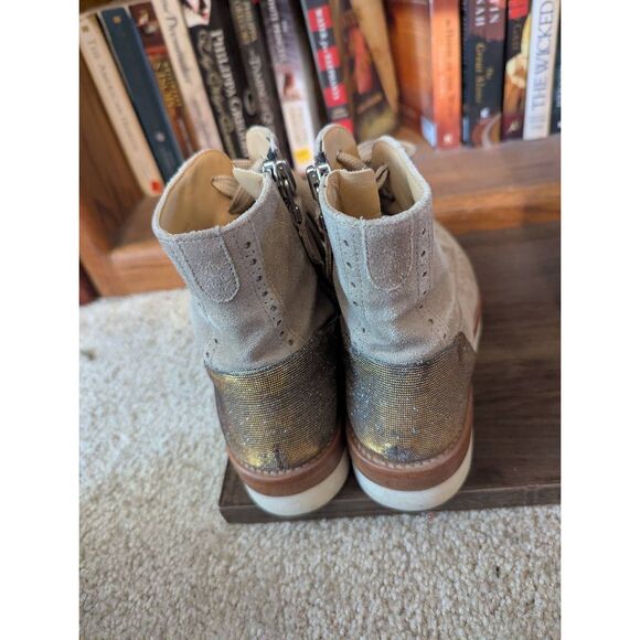 Office of Angela Scott Women's Size 38.5 US 8.5 Gray Wedge Booties Boots Zip Up - Picture 3 of 6